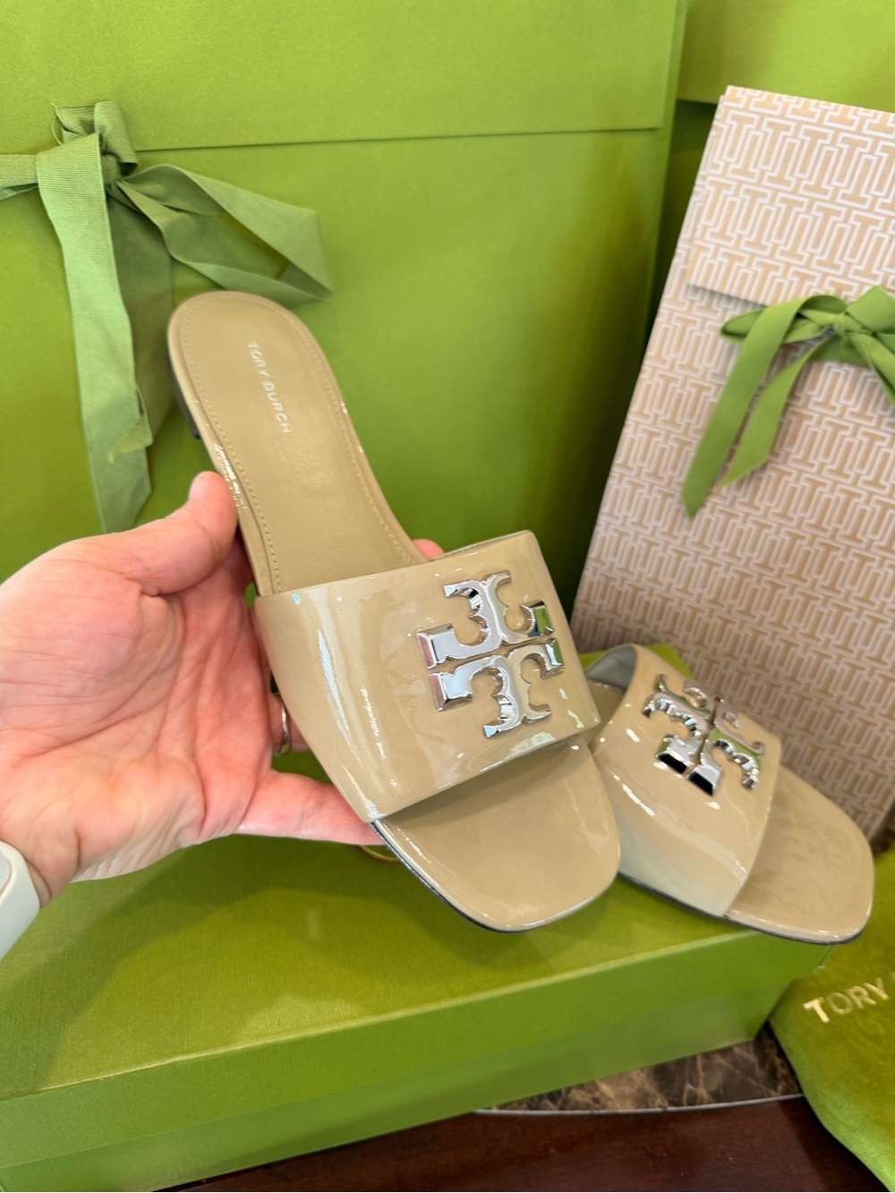 Tory Burch
Eleanor Slide